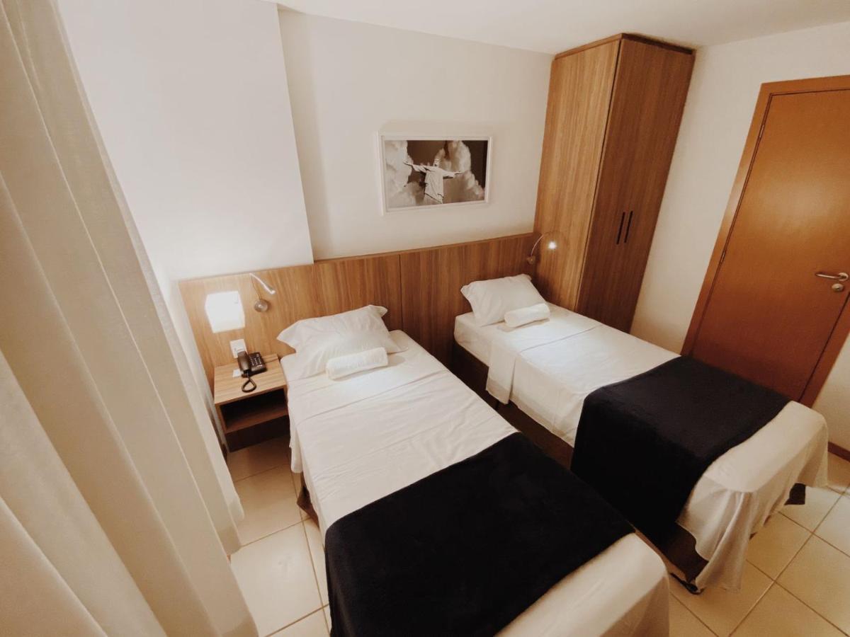 Suite Completa No Centro De 坎波斯多斯戈塔卡兹 外观 照片